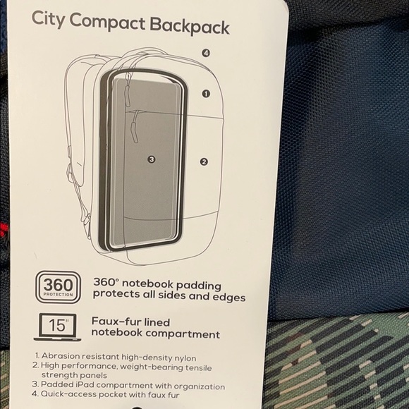 INCASE City CompactBackpack 15 Mac Red Blue Camo - Picture 5 of 11